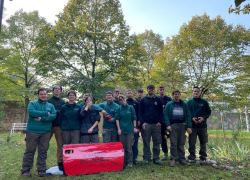 studenti della scuola di giardinaggio Gresner Verona collaborano con ENGIM nel Giardino del Coraggio