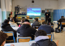 Impresa e scuola ENGIM in classe