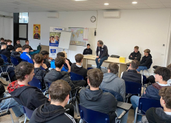 Matteo Bussola nella scuola ENGIM Verona incontra gli studenti: leggete di più